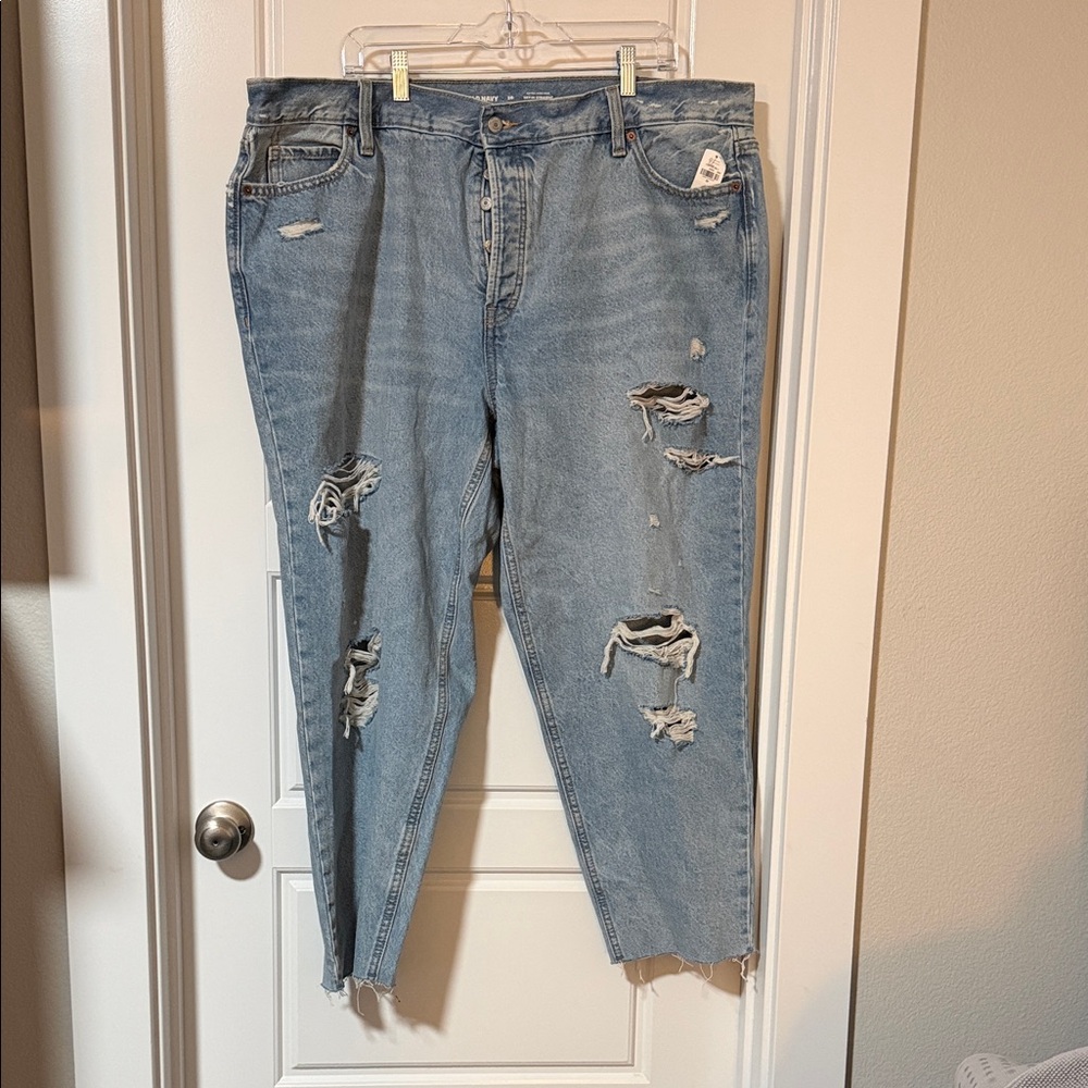 Old Navy Light Blue Distressed Boyfriend Jeans
